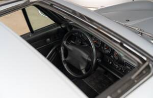 Image 13/32 de Porsche 911 Carrera 4S (1998)