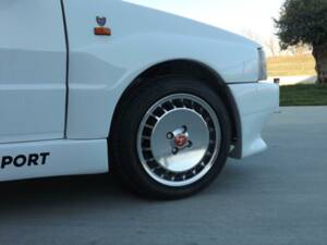 Bild 48/50 von FIAT Uno Turbo i.E. (1991)