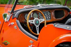 Image 27/49 of Morgan 4&#x2F;4 1600 (1986)