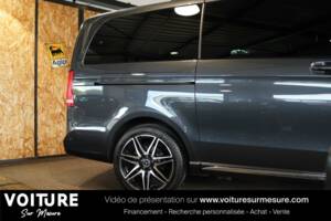 Bild 6/24 von Mercedes-Benz V 300 d 4MATIC (2023)