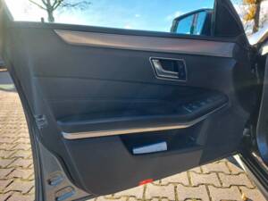 Afbeelding 26/32 van Mercedes-Benz E 220 BlueTEC (2016)
