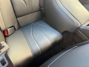 Bild 29/57 von Aston Martin Virage (2011)