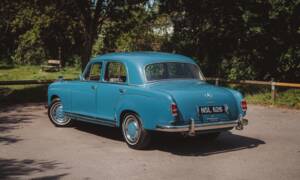Image 3/50 of Mercedes-Benz 220 a (1956)