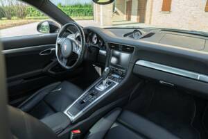 Bild 28/50 von Porsche 911 Carrera 4S (2015)