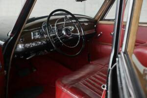 Image 16/50 de Mercedes-Benz 300 c (1956)