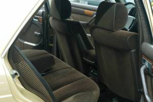 Bild 30/50 von Mercedes-Benz 280 SE (1980)