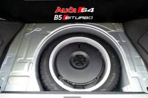 Image 26/50 of Audi S4 Avant (2001)