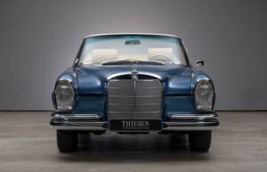 Bild 3/34 von Mercedes-Benz 250 SE (1966)
