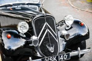 Immagine 7/37 di Citroën Traction Avant 11 BL (1955)