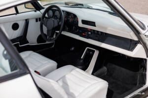 Image 32/46 of Porsche 911 Turbo 3.3 (1980)
