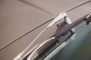 Image 97/99 of Aston Martin DB 6 Volante (1968)