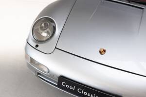 Immagine 28/32 di Porsche 911 Carrera (1994)