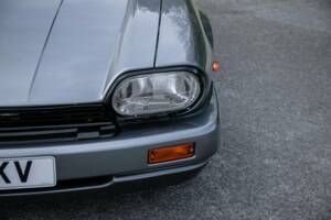 Image 12/36 of Jaguar XJR-S V12 Le Mans (1988)