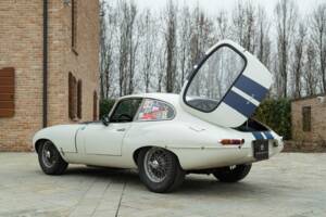 Imagen 10/50 de Jaguar E-Type 3.8 (1964)