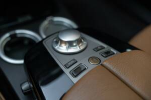 Bild 48/50 von BMW 745Li (2001)