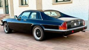 Image 3/17 of Jaguar XJS 5.3 V12 (1985)