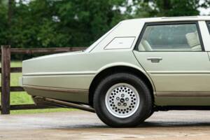 Image 39/39 of Aston Martin Lagonda (1982)