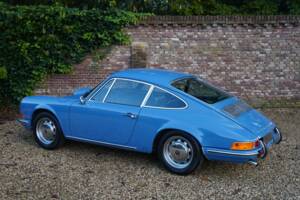 Image 31/50 of Porsche 912 (1969)