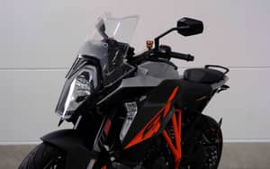 Image 38/99 de KTM 1290 Super Duke R (2018)