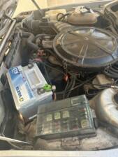 Image 9/9 of BMW 320 (1981)