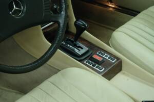 Image 9/50 de Mercedes-Benz 450 SLC 5,0 (1978)