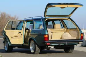 Image 5/24 of Mercedes-Benz 280 TE (1983)