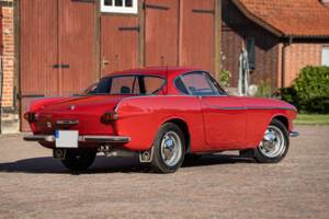 Image 13/59 de Volvo 1800 S (1964)