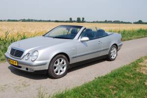 Image 6/46 of Mercedes-Benz CLK 200 (1999)