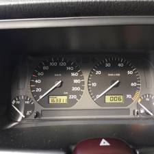 Imagen 7/8 de Volkswagen Golf III Cabrio 1.6 (1996)