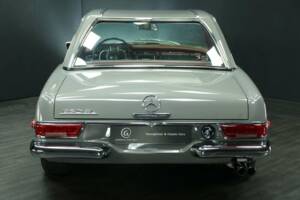 Immagine 41/50 di Mercedes-Benz 250 SL (1968)