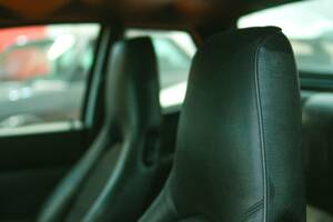 Image 24/45 of Porsche 944 S2 (1989)