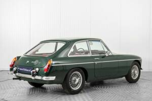 Image 2/50 de MG MGB GT (1966)