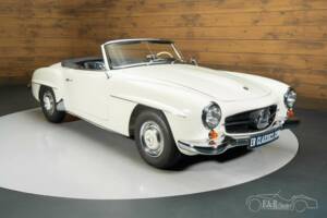 Image 3/19 of Mercedes-Benz 190 SL (1962)