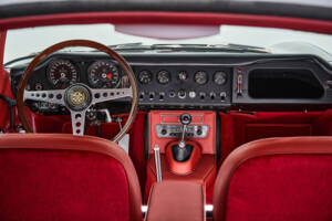 Bild 68/99 von Jaguar Type E 4.2 (1966)