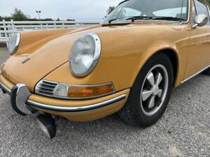 Imagen 11/25 de Porsche 911 2.2 T (1969)