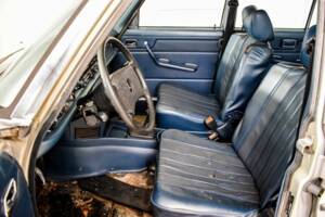 Afbeelding 5/50 van Mercedes-Benz 240 D (1976)