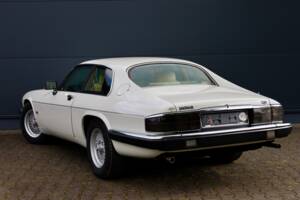 Image 3/29 of Jaguar XJS 4.0 (1991)