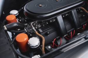 Image 43/100 of Ferrari 330 GT 2+2 (1965)
