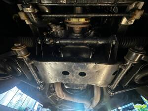 Image 37/38 of MG MGB GT V8 (1974)