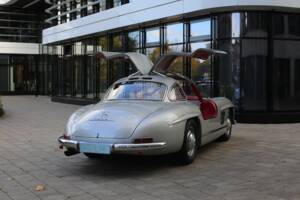 Image 5/37 of Mercedes-Benz 300 SL "Gullwing" (1954)