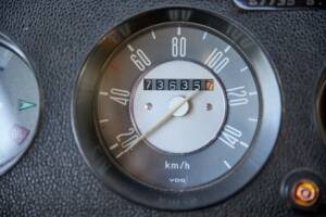 Bild 13/17 von Volkswagen T2b Kleinbus (1974)