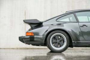 Bild 11/50 von Porsche 911 Turbo 3.3 (1986)