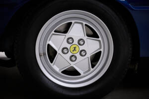 Image 30/100 of Ferrari 412 (1986)