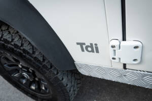 Immagine 25/97 di Land Rover Defender 90 (1995)