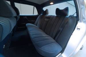 Bild 23/95 von Mercedes-Benz 450 SEL 6,9 (1976)