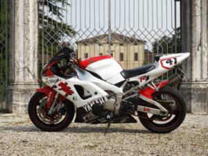 Immagine 2/50 di Yamaha YZF 1000 R1 (1998)