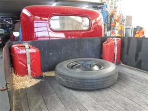 Image 11/37 of Chevrolet AK Series (1941)