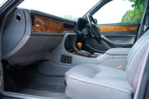 Afbeelding 46/50 van Jaguar XJ12 6.0 (1994)