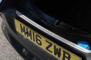 Image 43/45 of Jaguar F-Type (2016)