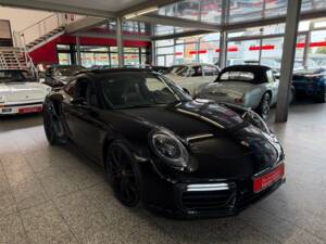Bild 35/39 von Porsche 911 Turbo (2018)